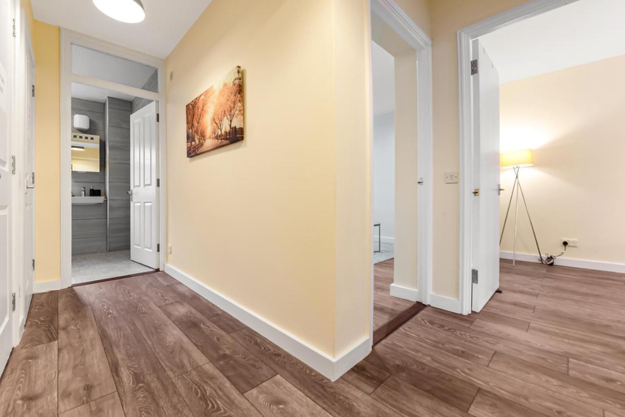 Family Friendly, Zone 2, 2 Beds, Overground London Luaran gambar