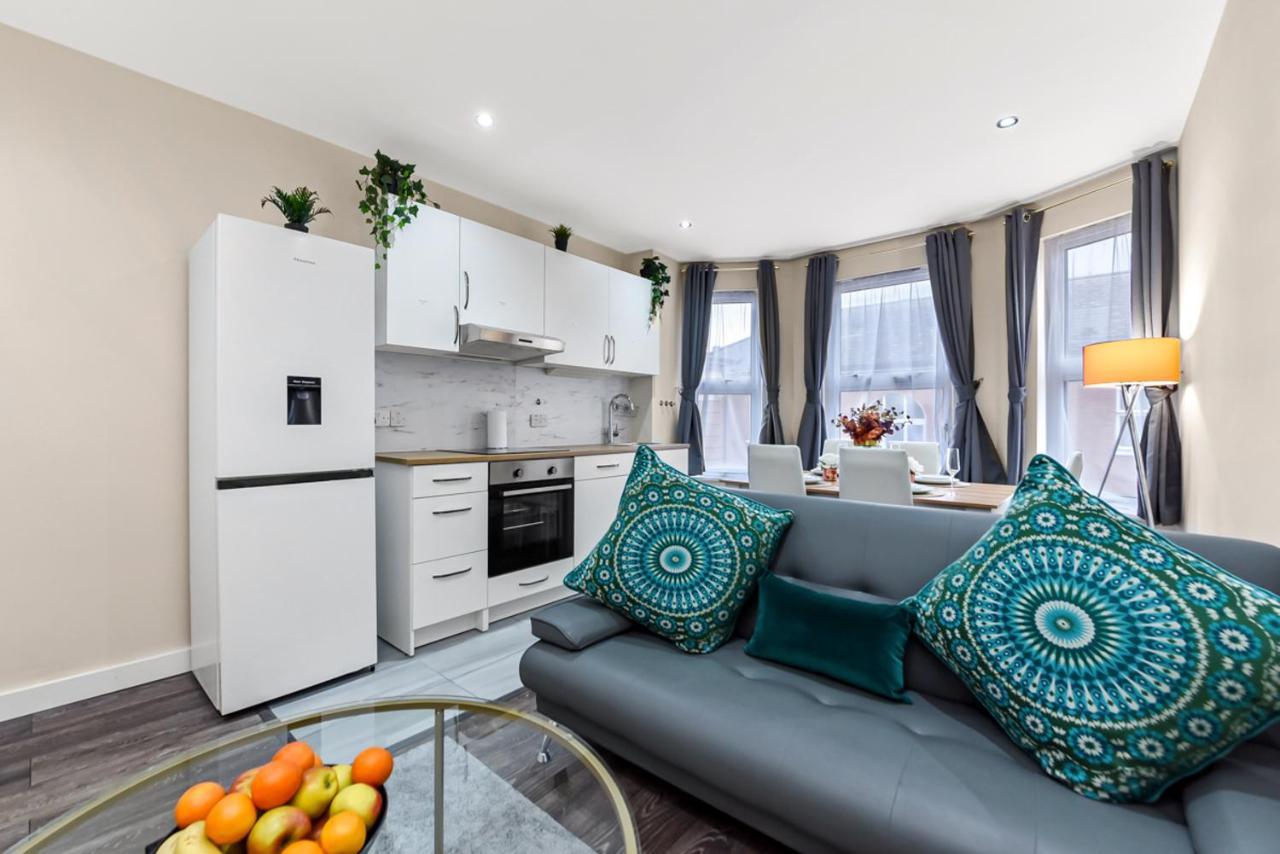 Family Friendly, Zone 2, 2 Beds, Overground London Luaran gambar